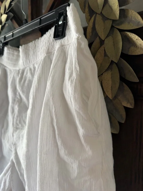 Abound White High-Waist Lightweight Summer Shorts - Picture 3 of 6